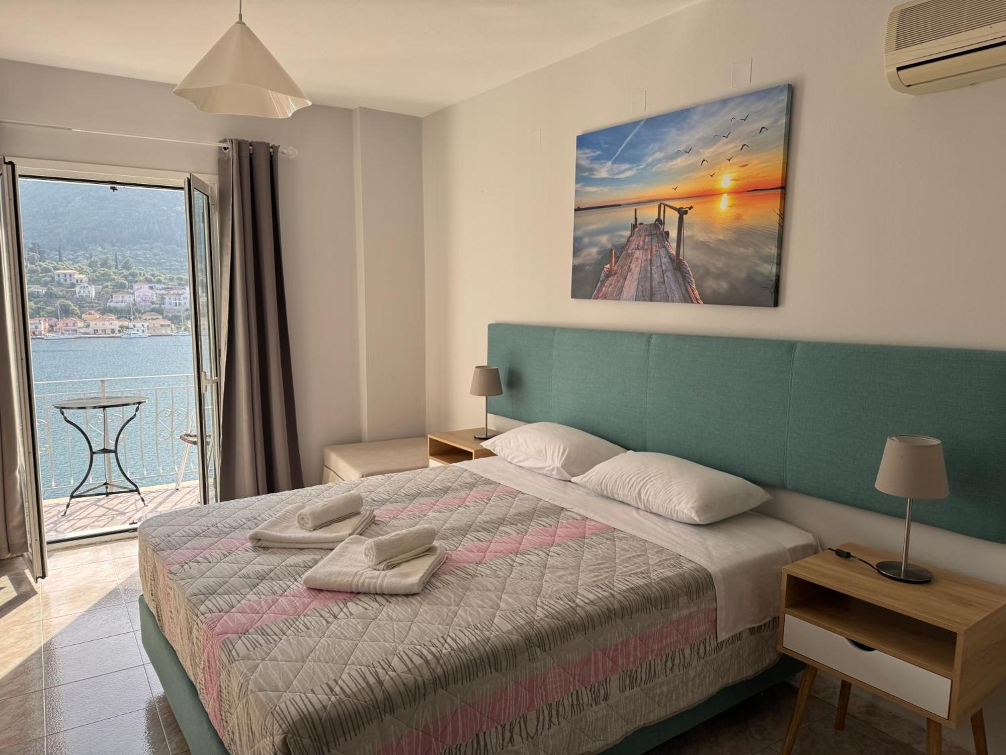 Port View Apartment